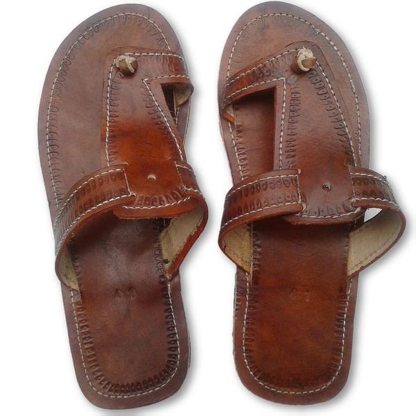 Amazon.com | EthnicVibes Mens Kolhapuri Leather Chappal Mojari Ethnic Indian  Jutti Khussa Flat Sandals US Size 5-12 HT42 (us_footwear_size_system,  adult, men, numeric, medium, numeric_7) | Shoes